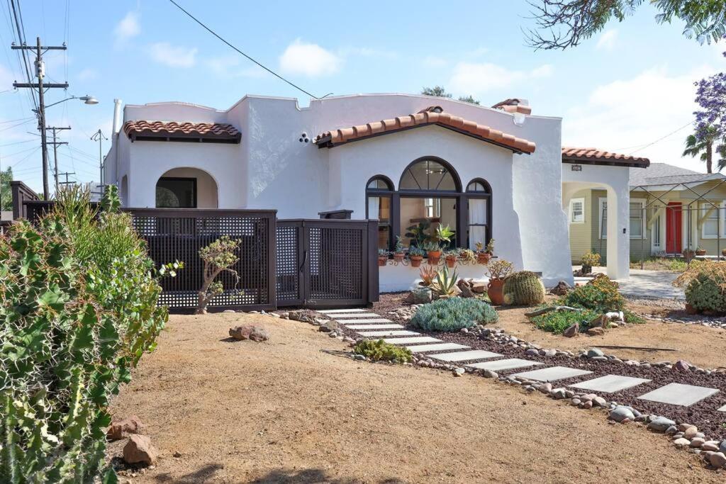 Spanish Casita - Post-Century Modern Home Centrally Located San Diego Exterior foto